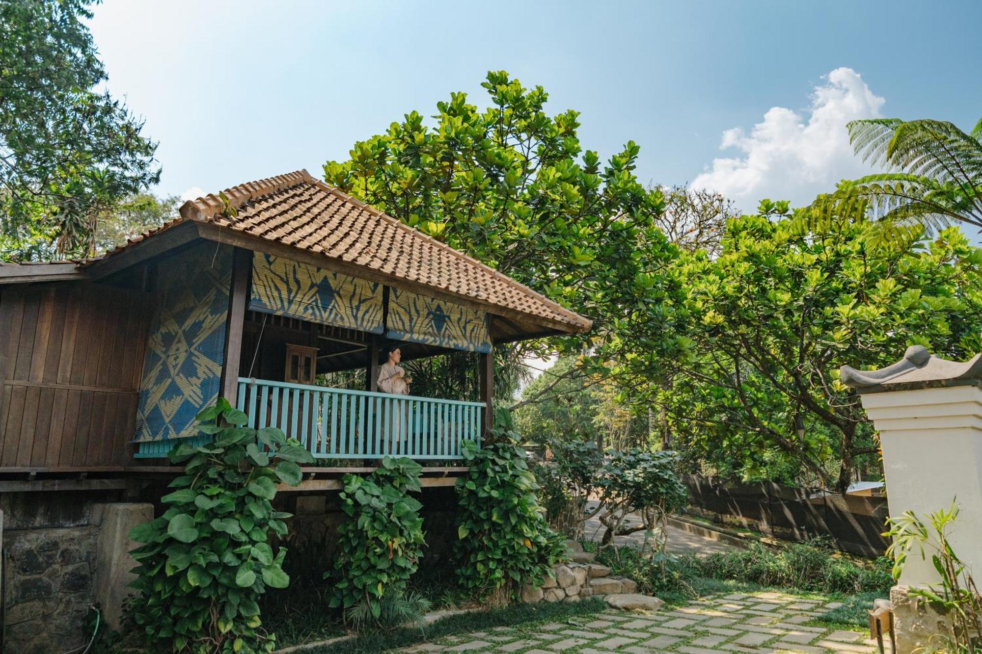 Novus Giri Resort & Spa Puncak Exteriör bild
