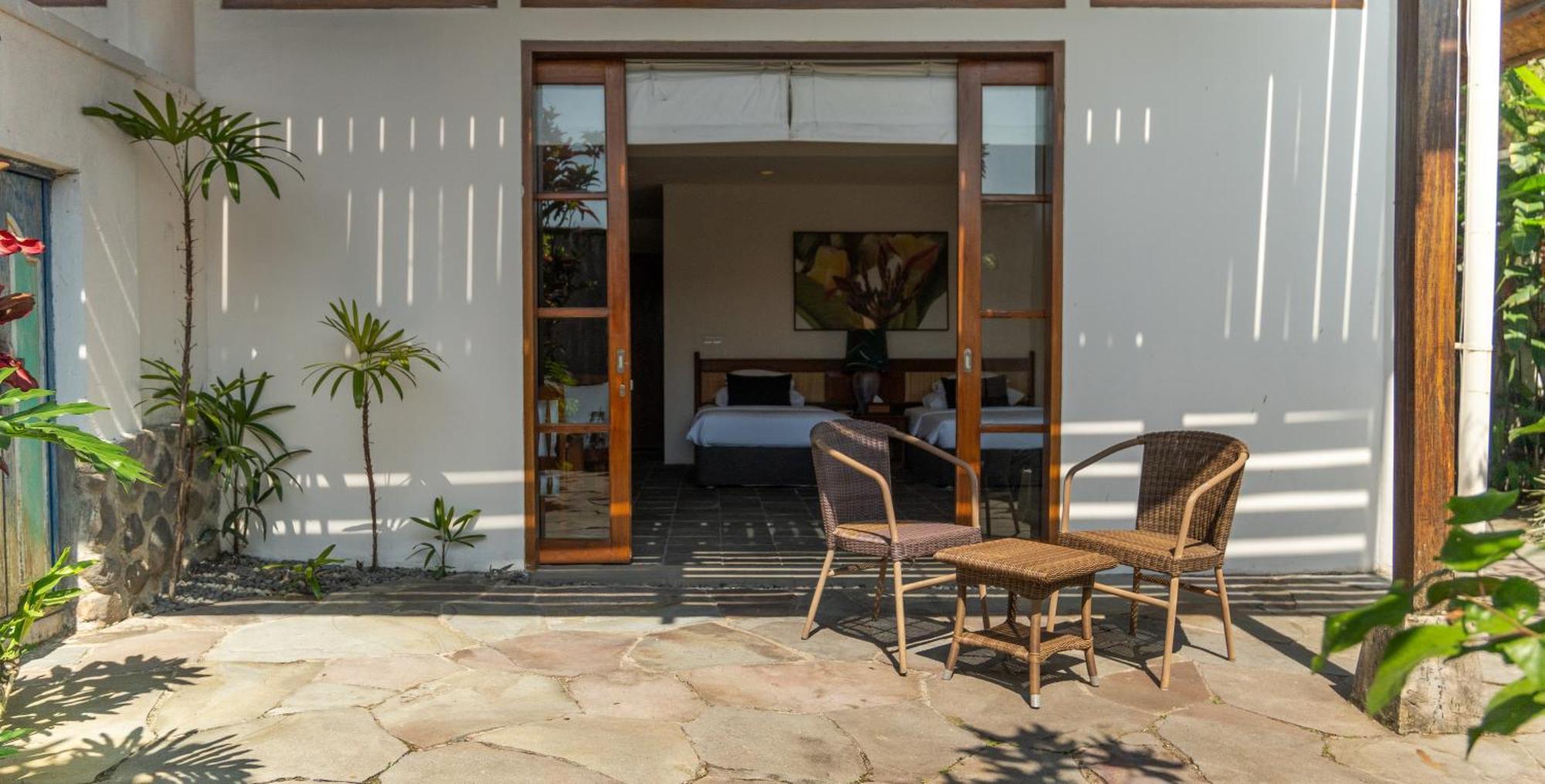 Novus Giri Resort & Spa Puncak Exteriör bild