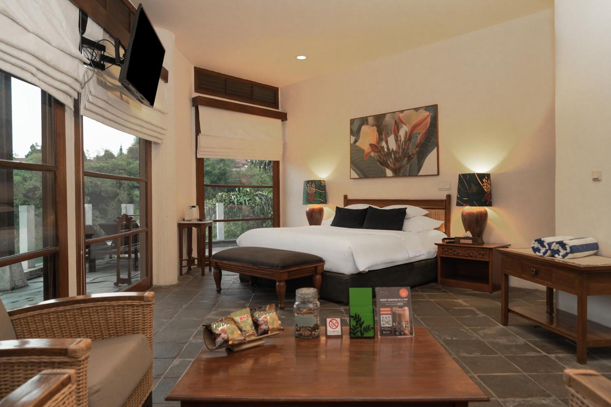 Novus Giri Resort & Spa Puncak Exteriör bild